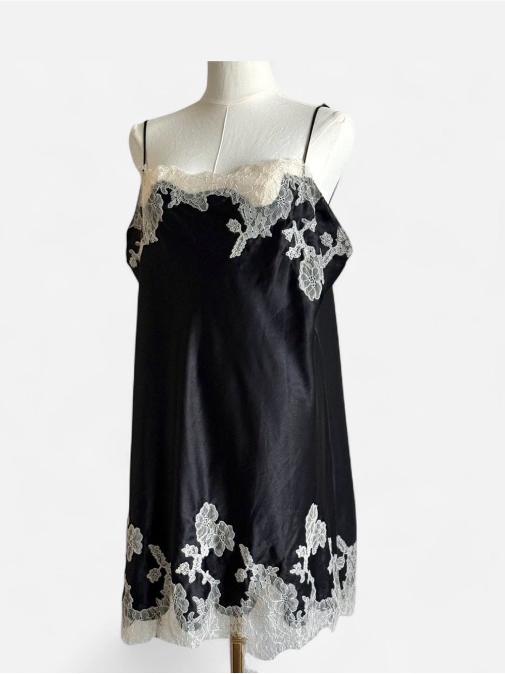 Victoria’s Secret Black Satin Eyelash Lace Chemise Slip Nightgown Coquette Sz XL